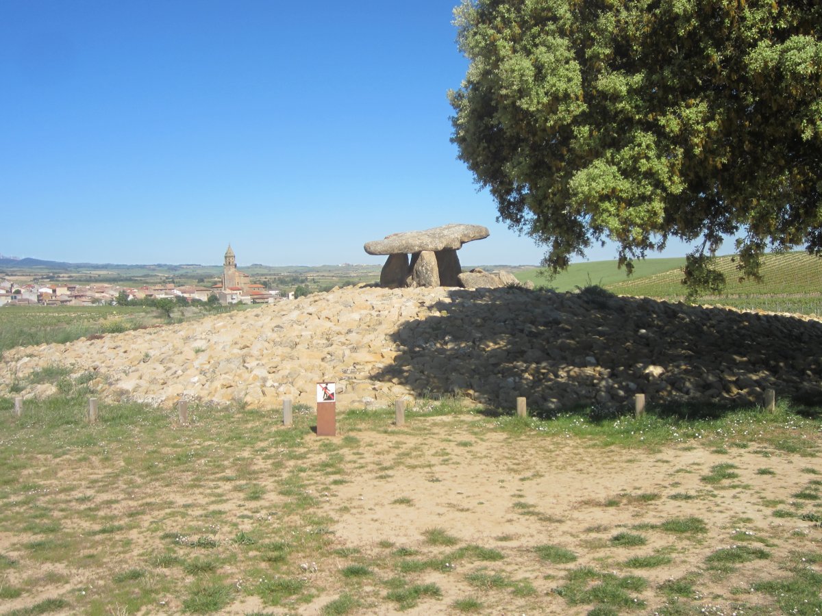 Chabola de la Hechicera (Mayo 2014)