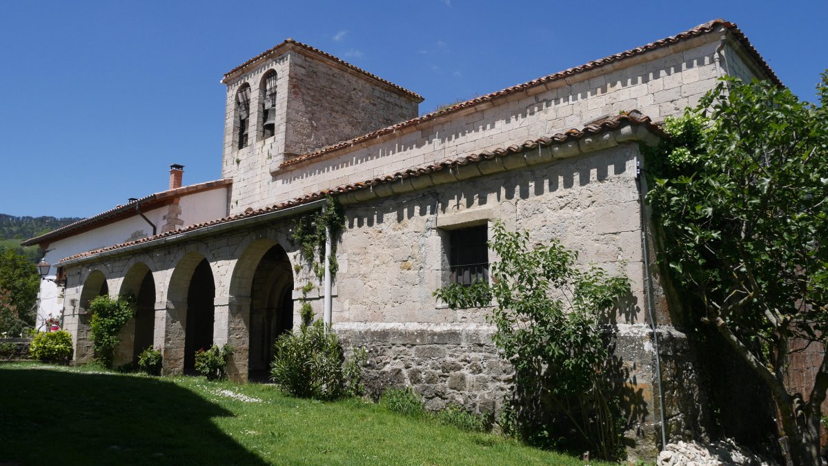 San Martin eliza, Nuin