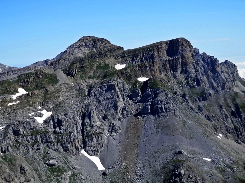 Hiru Erregeen Mahaia