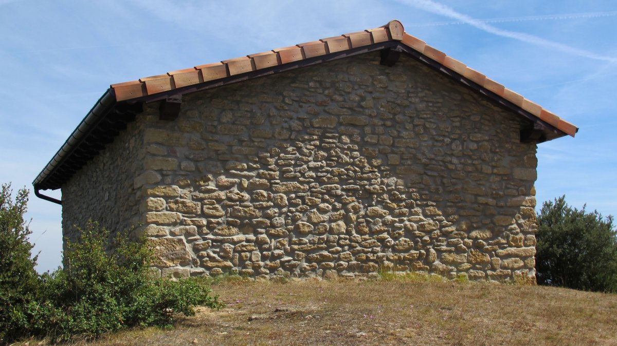 Santa Marina ermita, Caicedo Sopeña