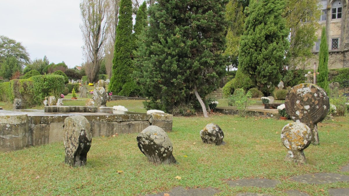 San Juan Bautista eliza, Arrangoitze