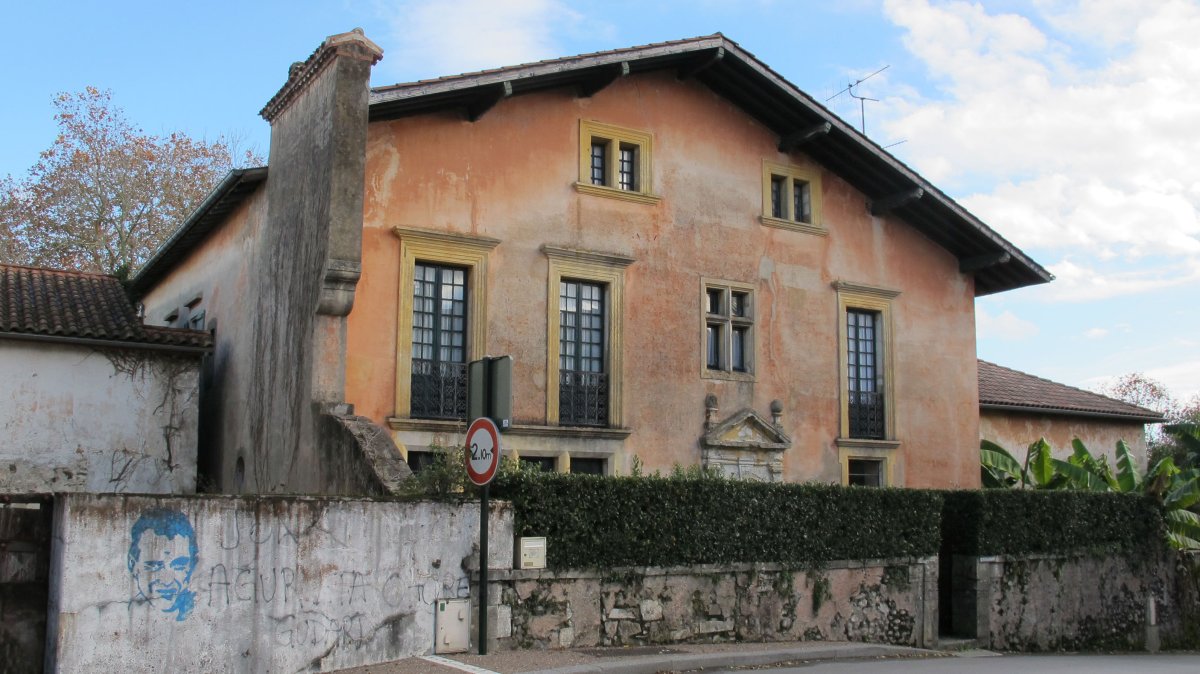 Mokopeita etxea, Uztaritze