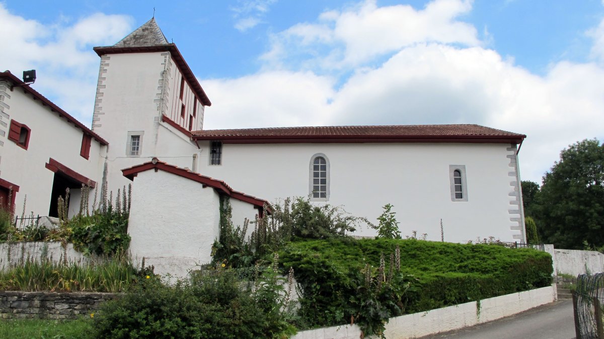 San Juan Bataiatzailea eliza, Bunuze