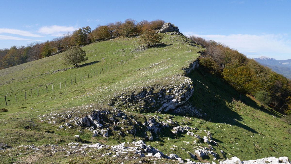 Kurutzetako Harria Ekialdetik