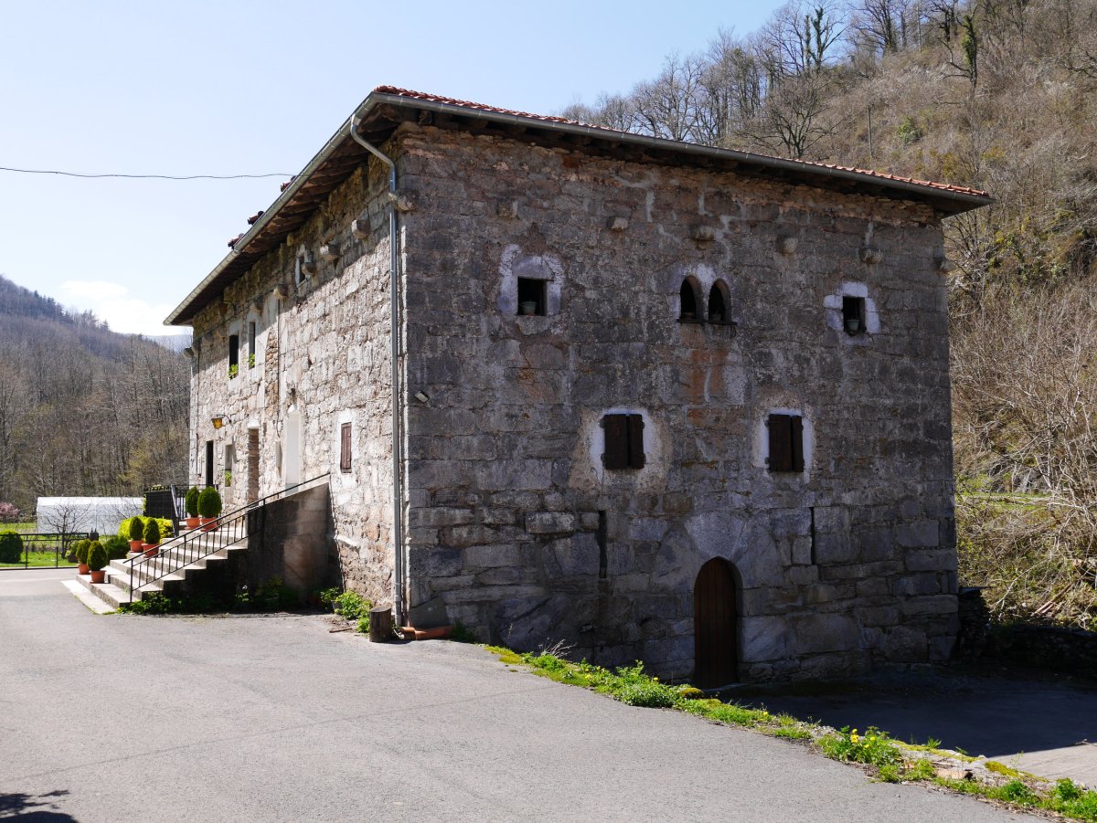 Aranibar jauregi zaharra