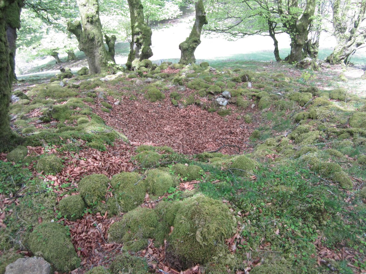 Túmulo Aizkoin (Abril 2015)