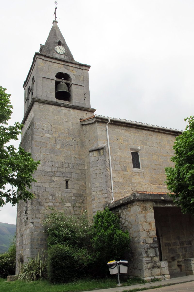 San Pedro eliza, Leaburu