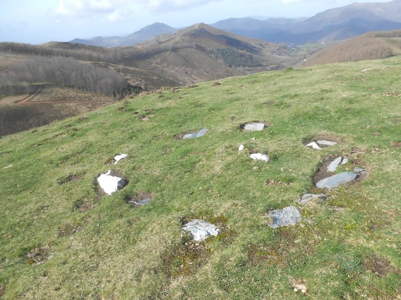 bidagurutzetako kaskoa 1