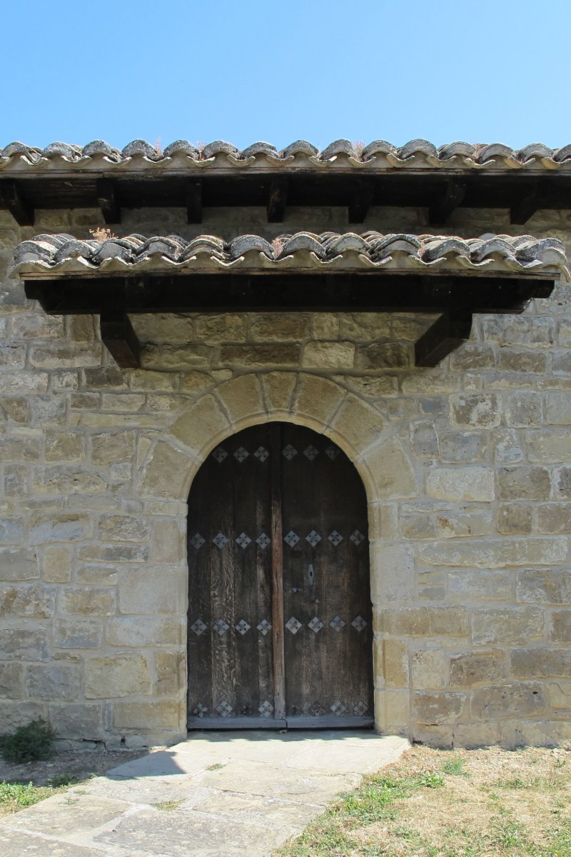 San Pedro ermita, Urrotz hiribildua