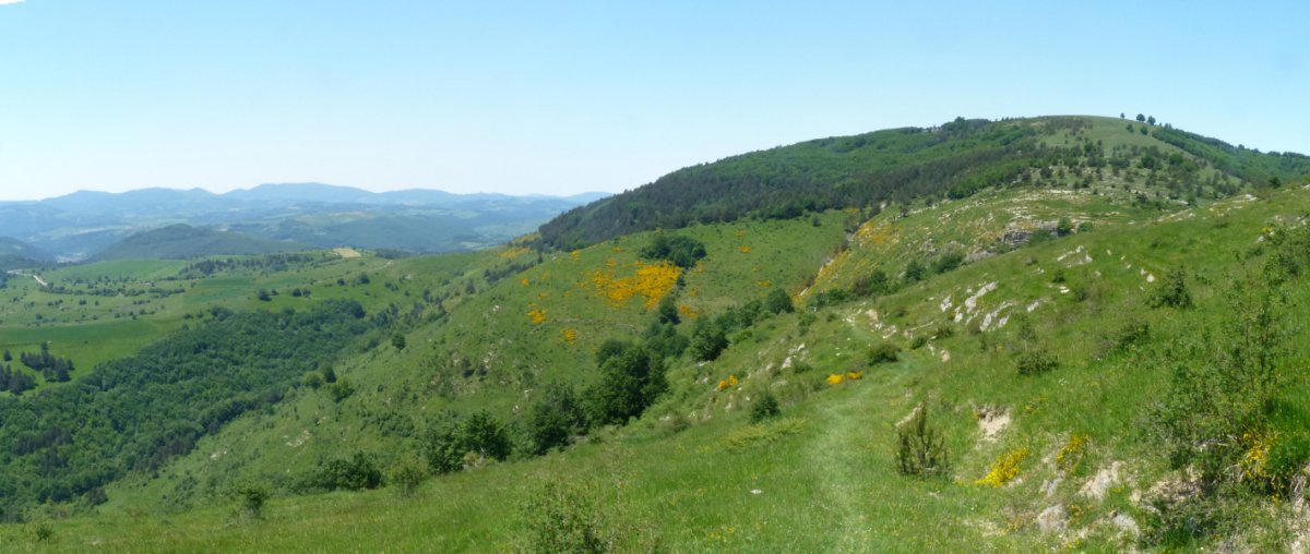 Gaztanbideako hegiak Gartxot bidetik