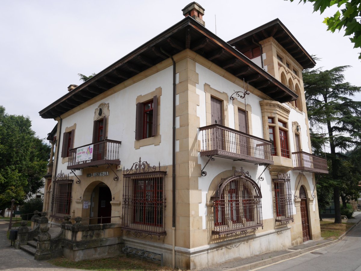 Zelatabe jauregia, Abadiño