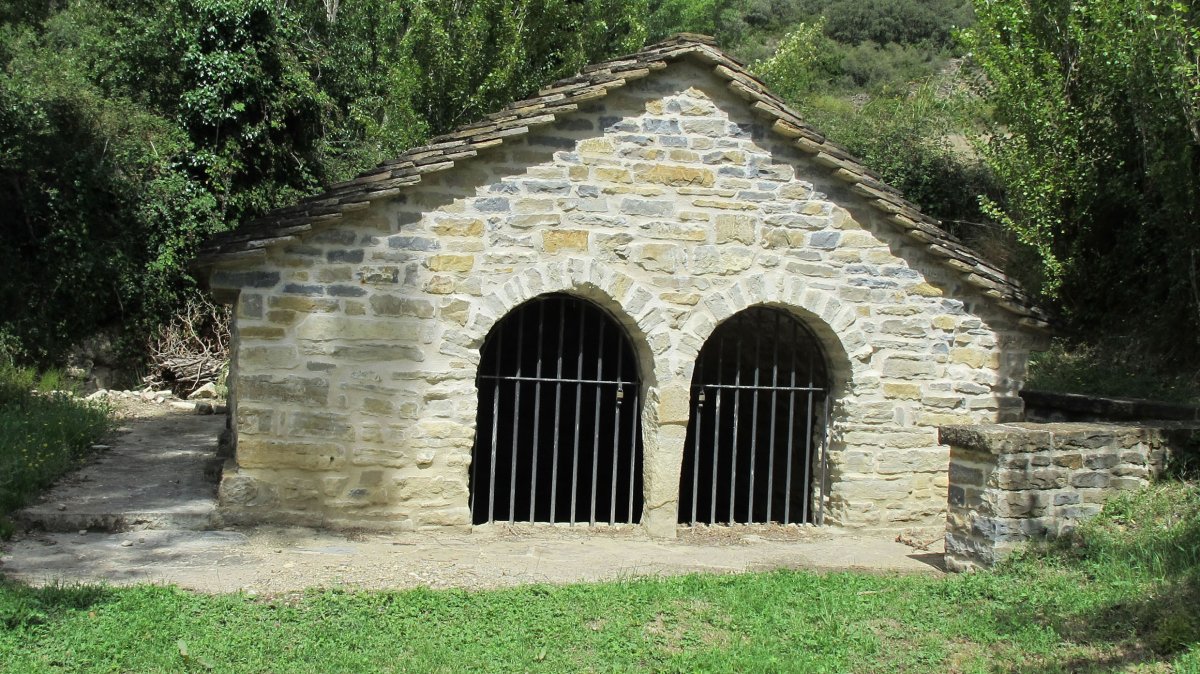 Iturri erromanikoa, Turrillas-Itzagaondoa