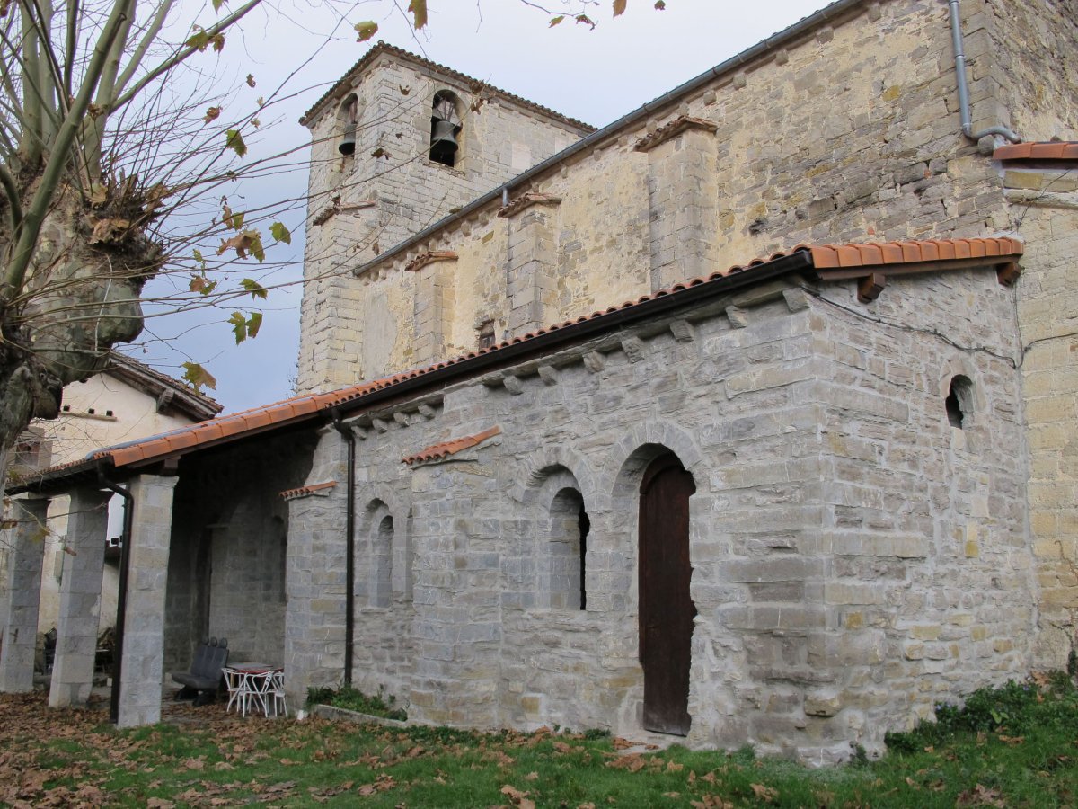 San Juan Bautista eliza, Etsain-Anue