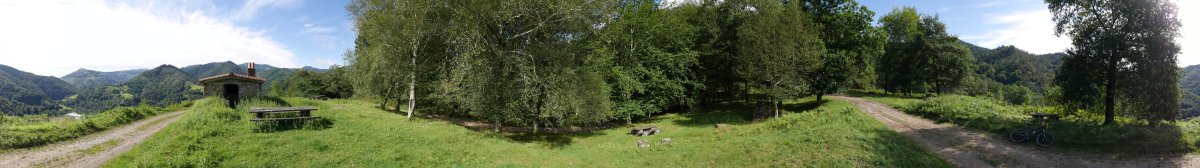 Aparraingo aterpea eta aisigunea