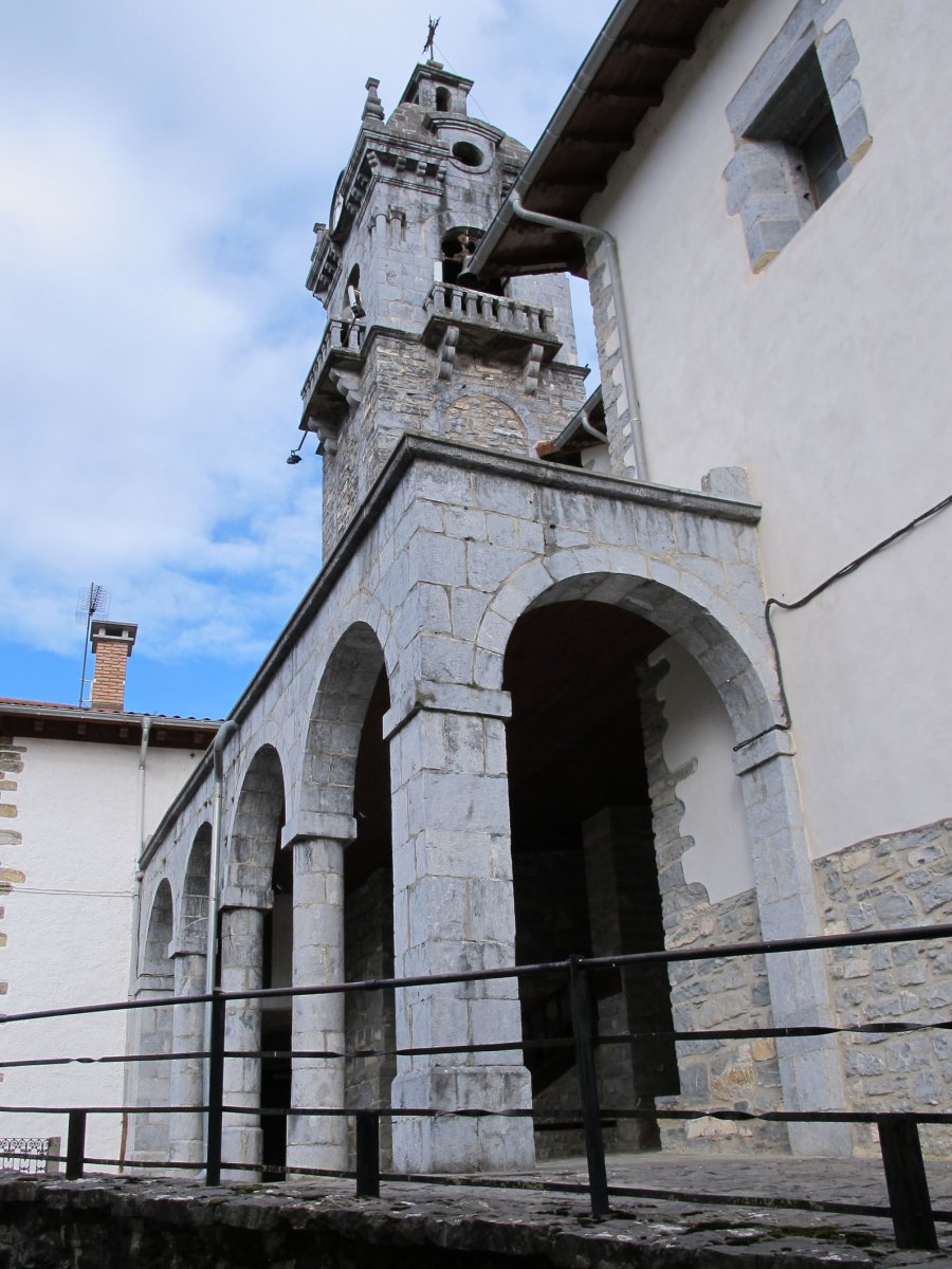 Asunción eliza, Areso