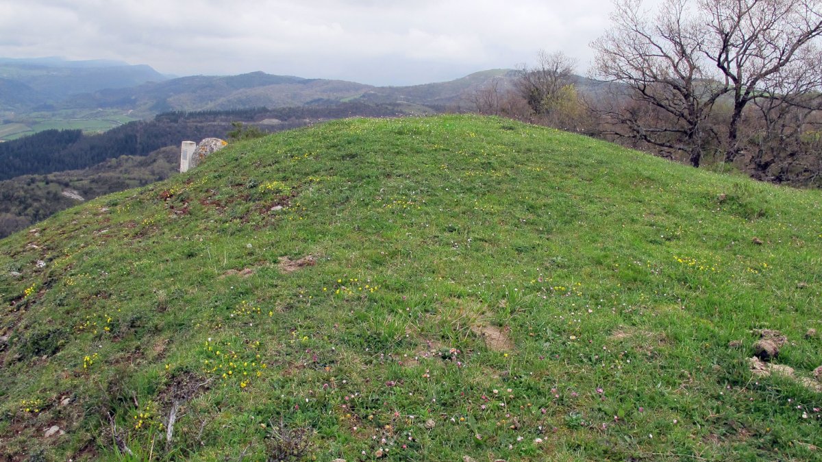 Unza 1 tumulua, Urkabustaiz