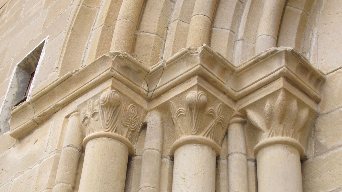 San Migel eliza, Eslaba