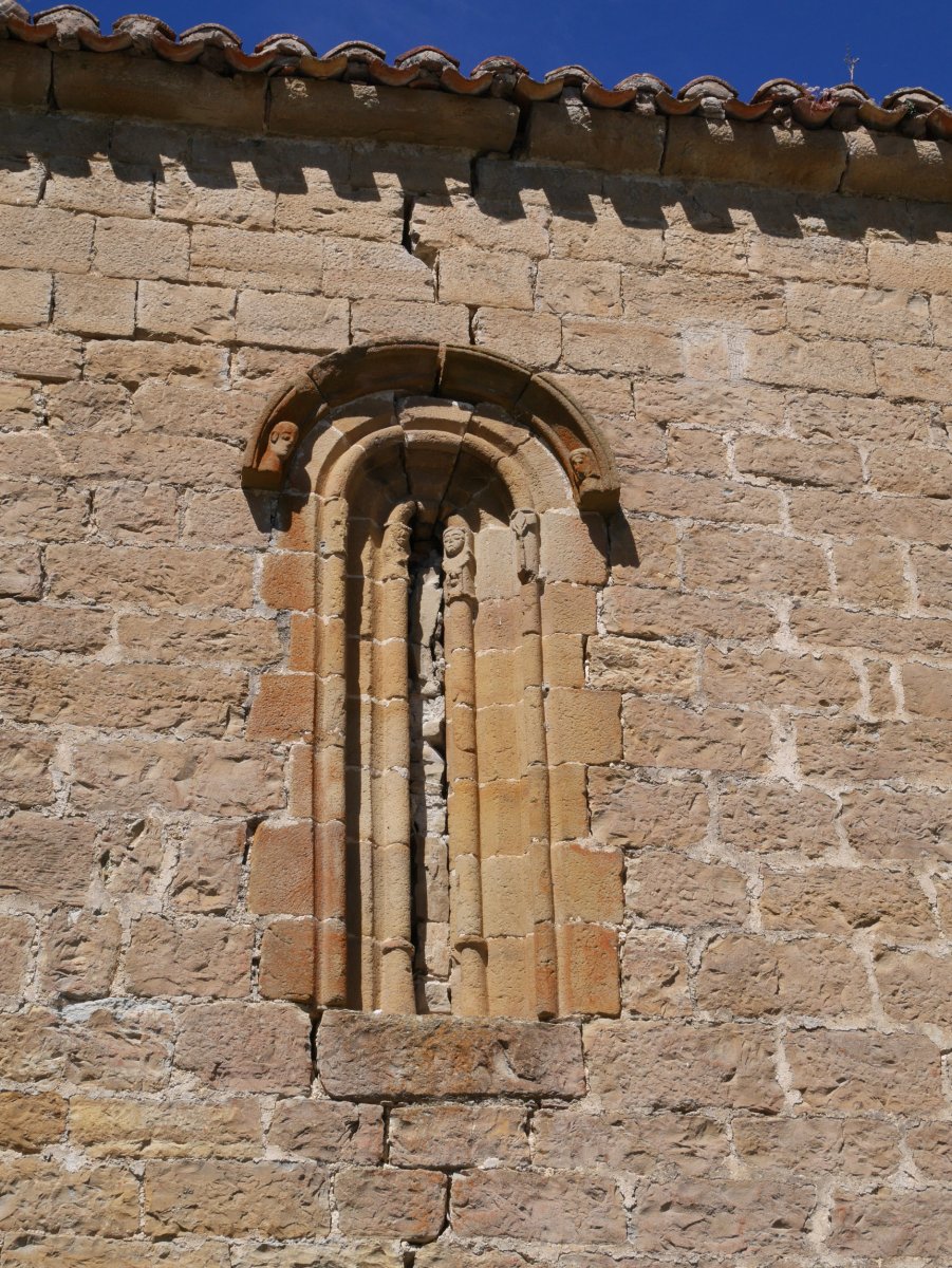 Aroztegiko Andra Maria eliza