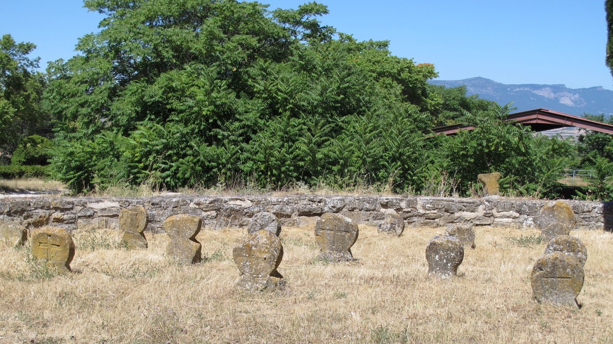 San Gabriel ermita, Peña-Xabier