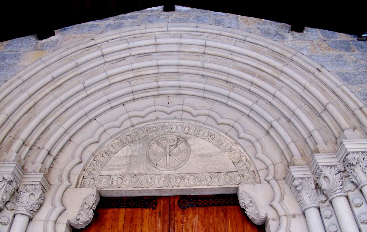 San Salvador eliza, Iruñea