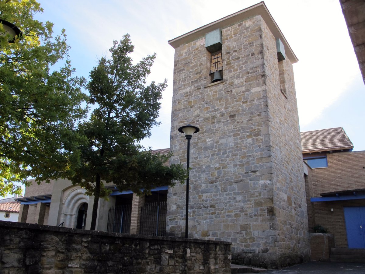 San Saturnino eliza, Mutiloagoiti-Aranguren