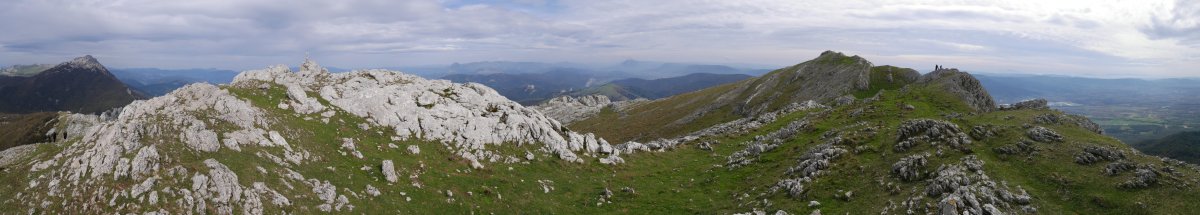 Elurzuloetako tontorra eta Aratz