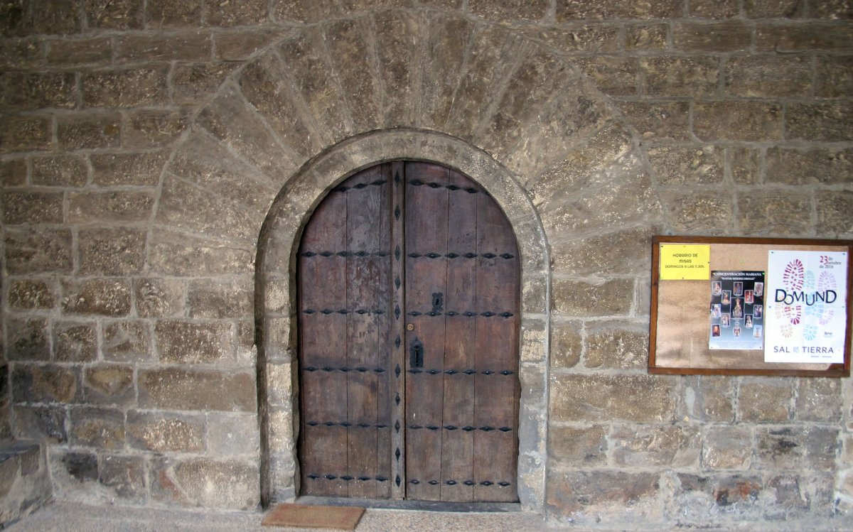 San Esteban eliza, Zubiri-Esteribar