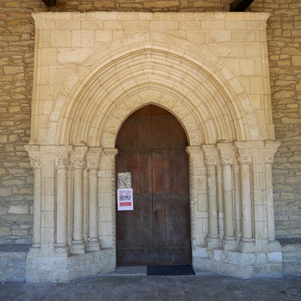 San Julian eta Santa Basilisa eliza, Oreitia