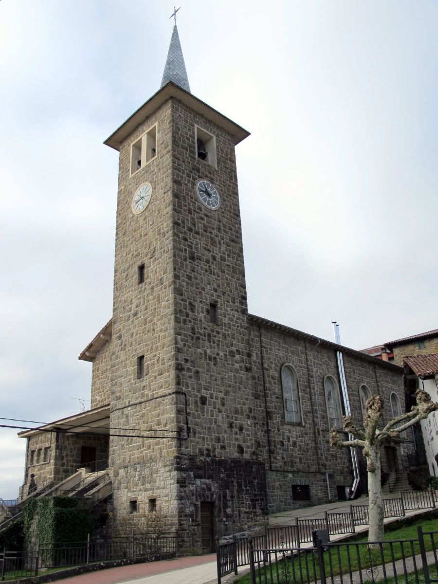 San Esteban eliza, Erro-Erroibar