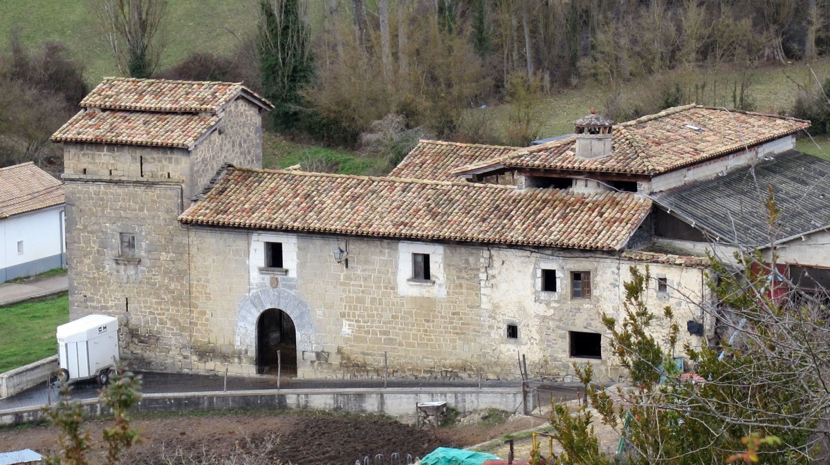 Jauregia, Itzalle-Galoze