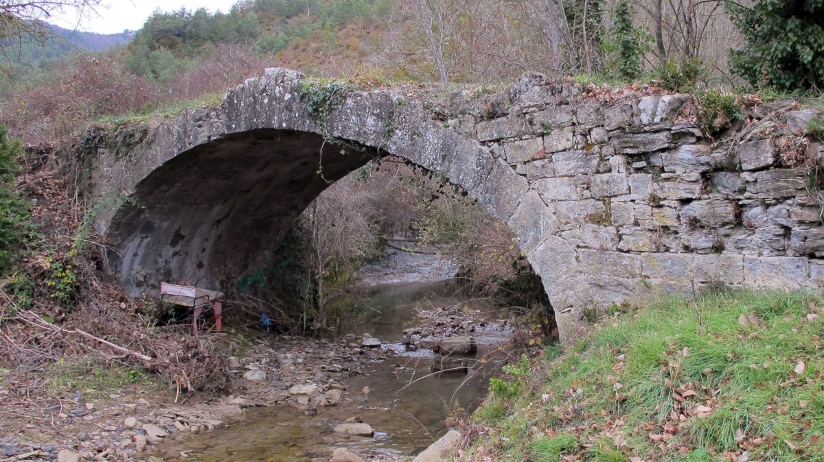 Harrizko zubia, Itzalle-Galoze