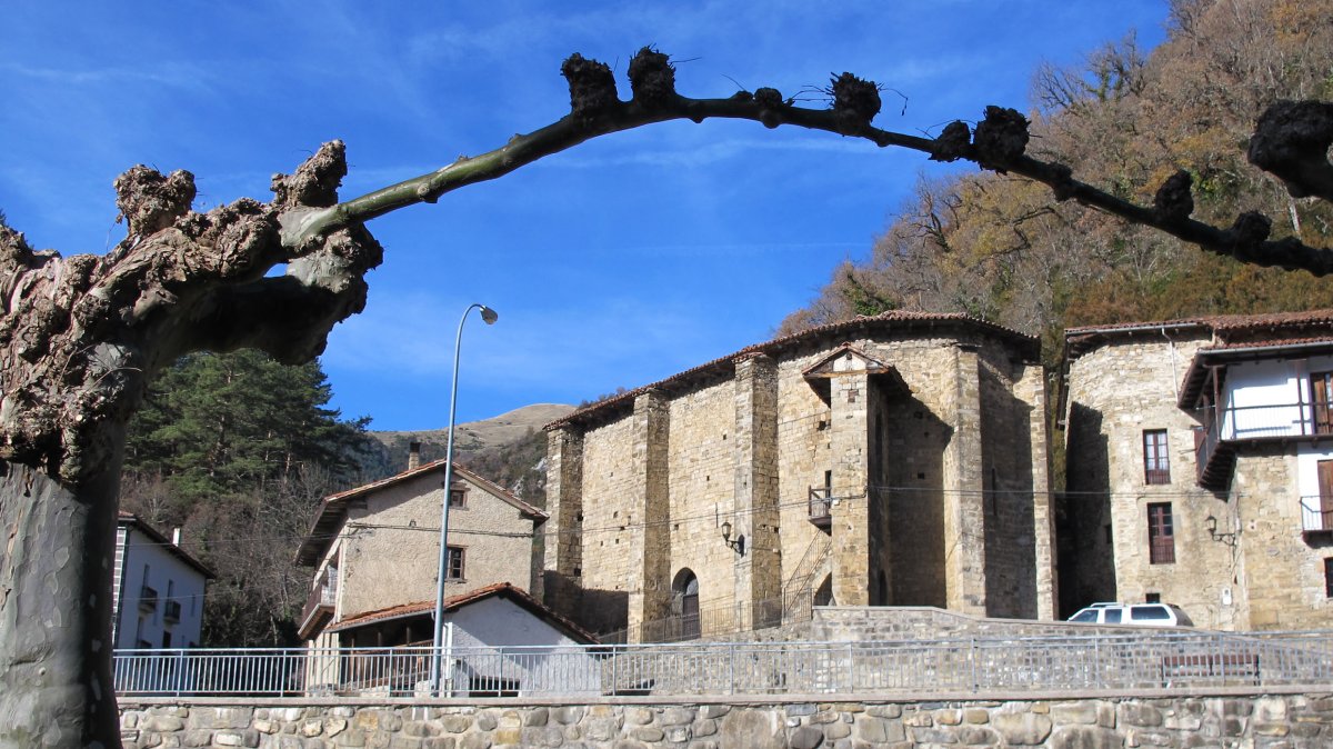 Salvador ermita, Urzainki