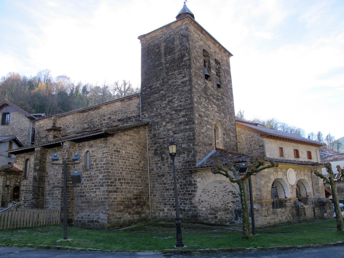 San Martin eliza, Urzainki