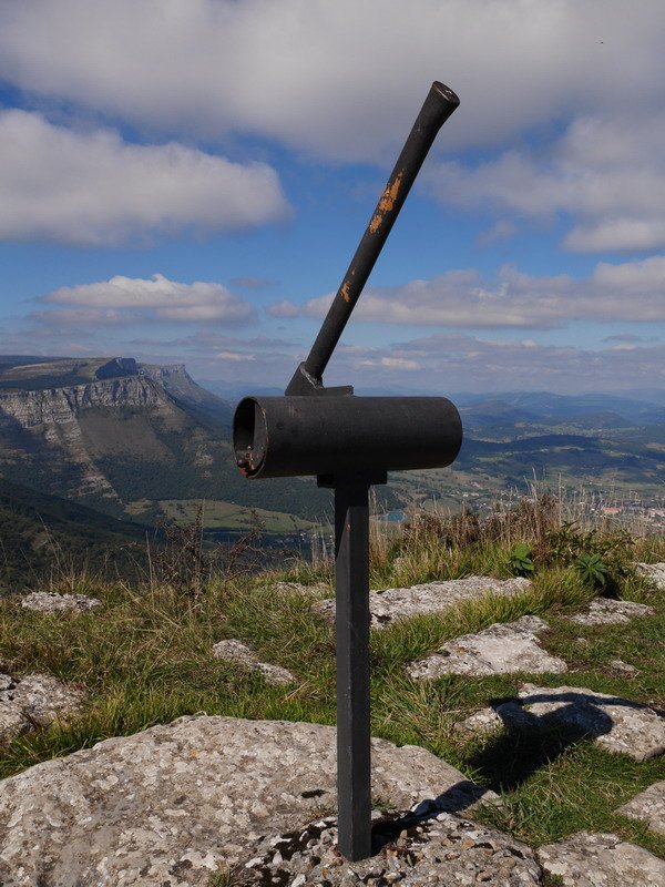 Santiagoko txartelontzia