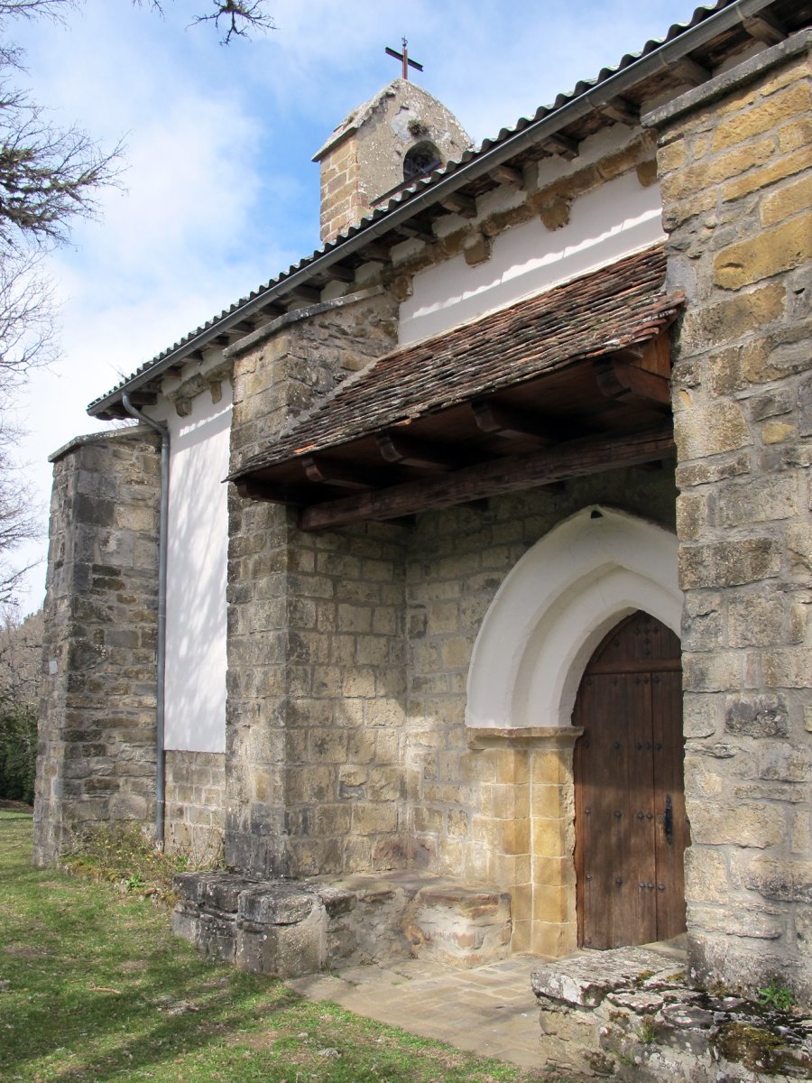 Andra Mari Zuria ermita, Jaurrieta