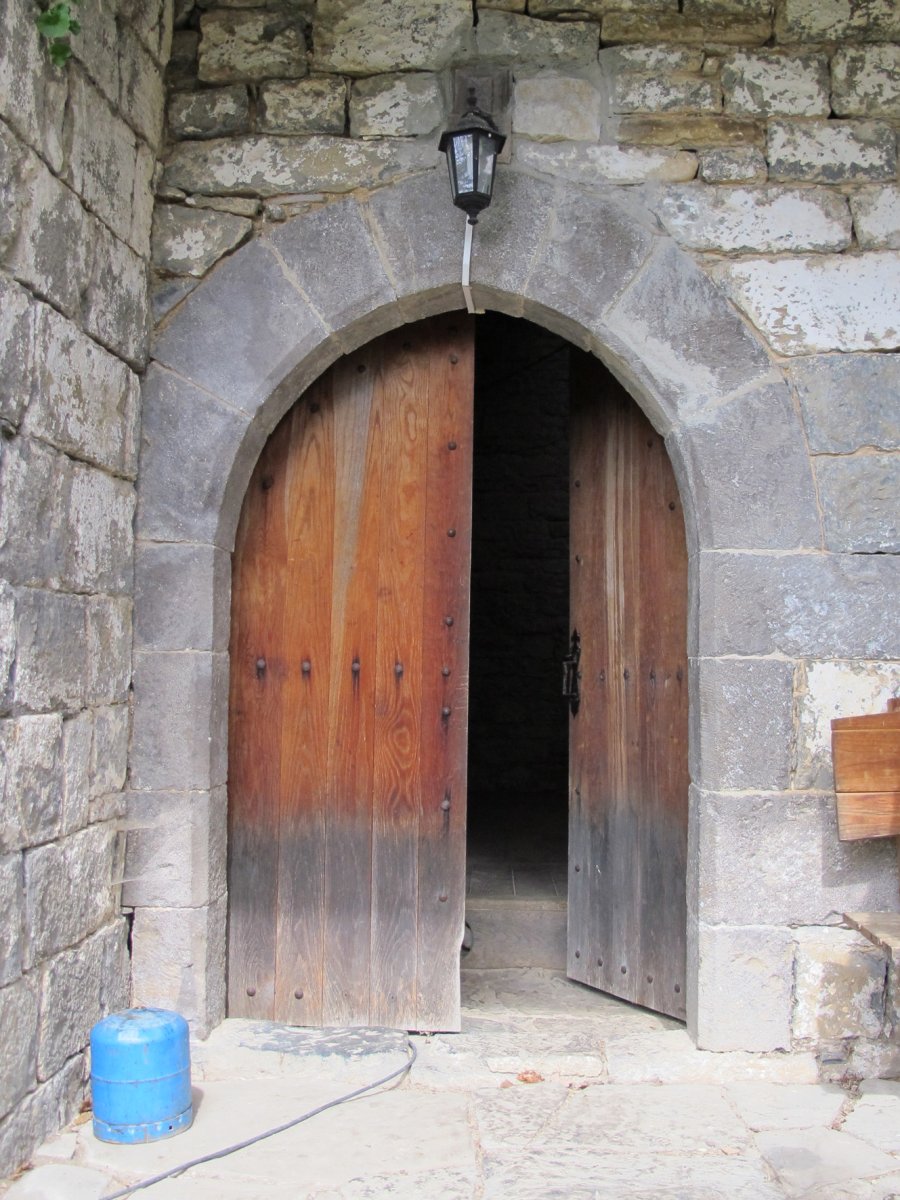 Santa Luzia eliza, Lakabe-Artzibar