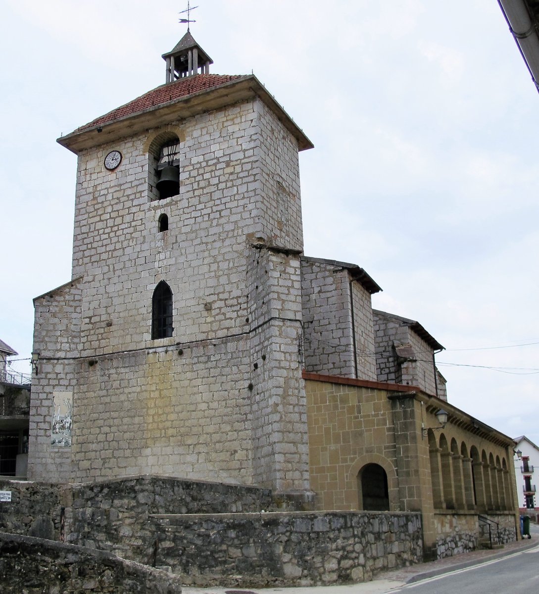 San Pedro eliza, Abaurregaina