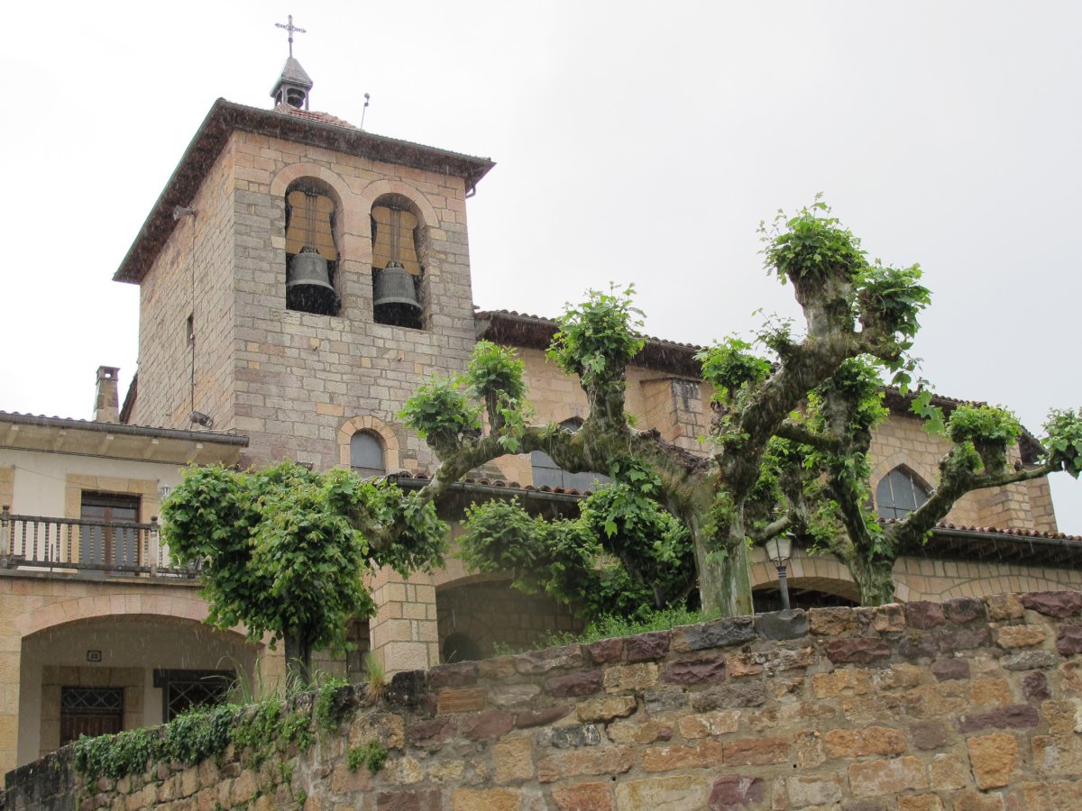 San Adrian eliza, Orotz-Betelu