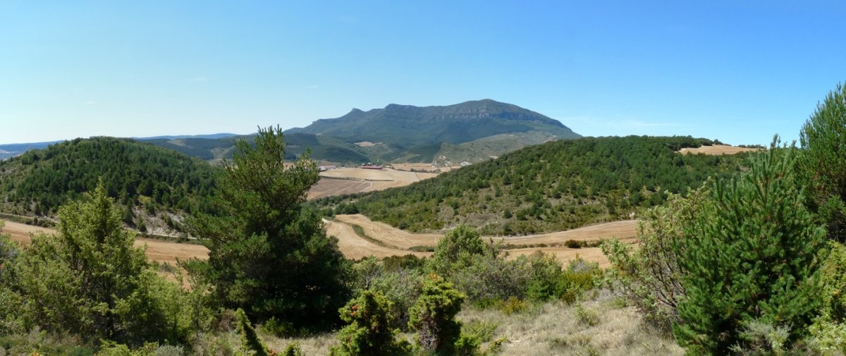 Kausutxiki gaina eta Itzaga Kausuko bidetik