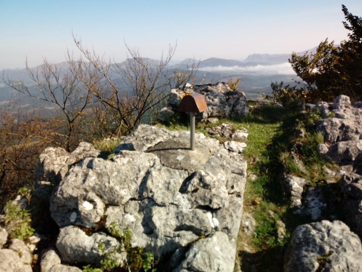 Atxuri tontorra (936m) postontzia