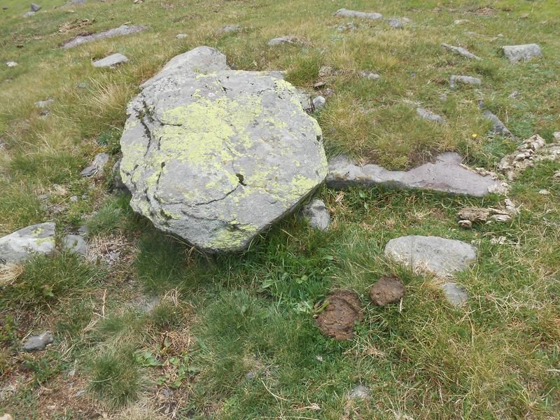 la hourquette de larry trikuharria