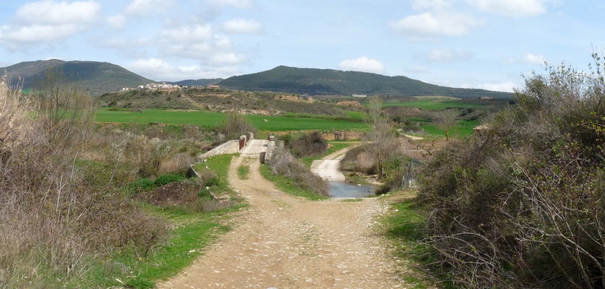 Zubia, Ziraukiko bidean