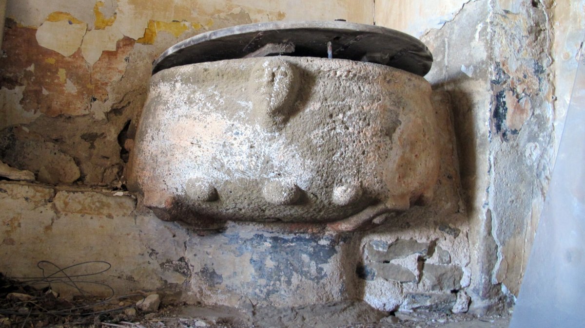 San Esteban eliza, Hiriberri-Gares