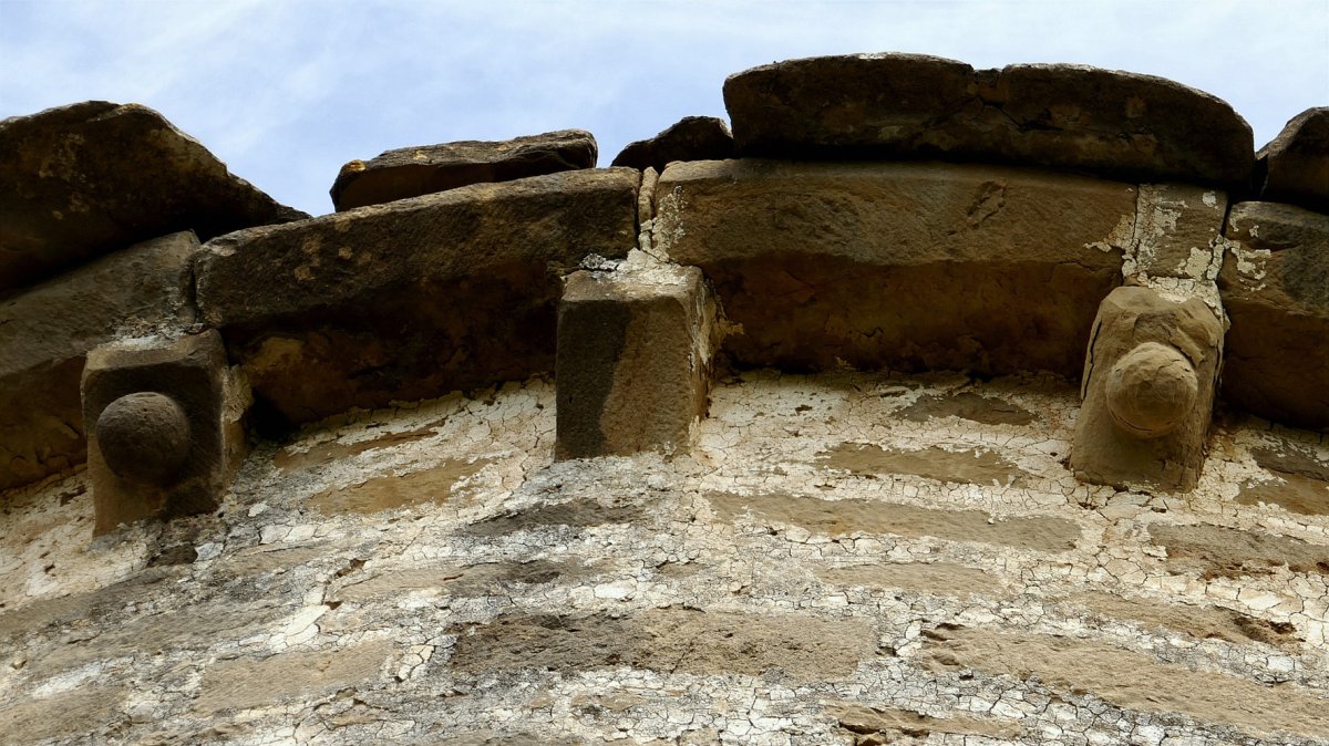 San Esteban eliza, Hiriberri-Gares