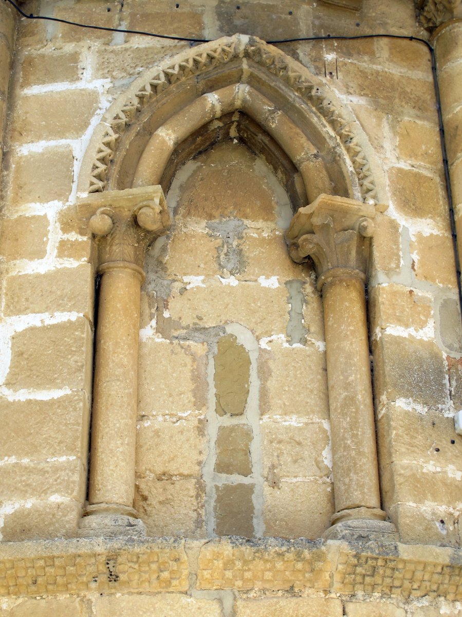 San Martin eliza, Ugar-Deierri