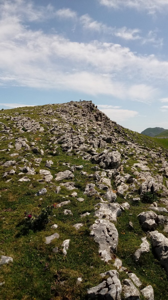 Malkorri (1329m) azken metroak