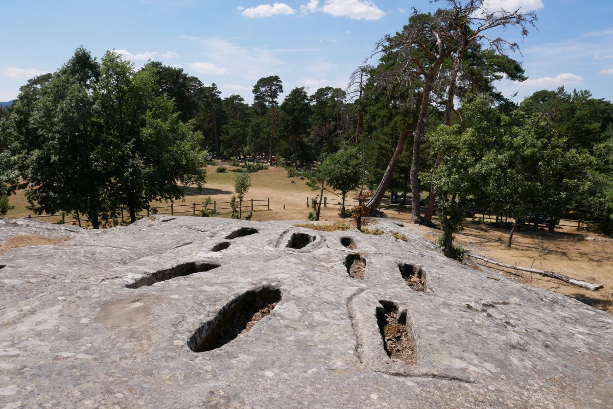 Revengako nekropolia, Quintanar de la Sierra aldean