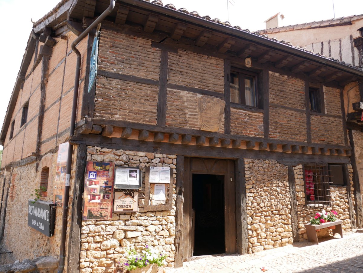 Etxeak, Calatañazor