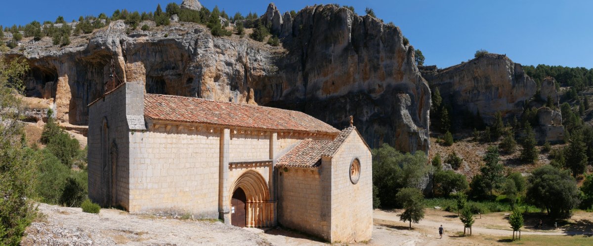 San Bartolome ermita, Lobos ibaiaren arroilan