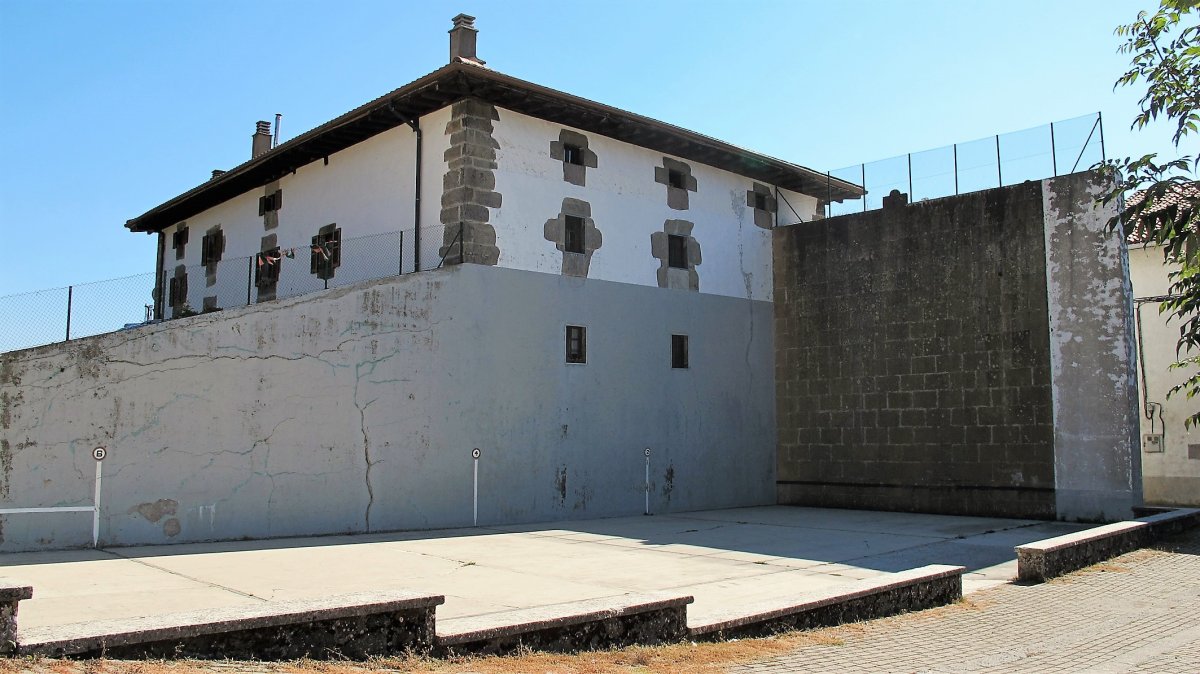 Pilotalekua, Arrarats-Basaburua